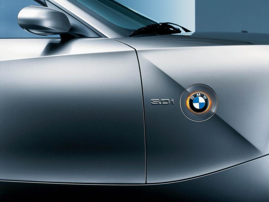  BMW Z4 2001 года  (фото 17 из 38)